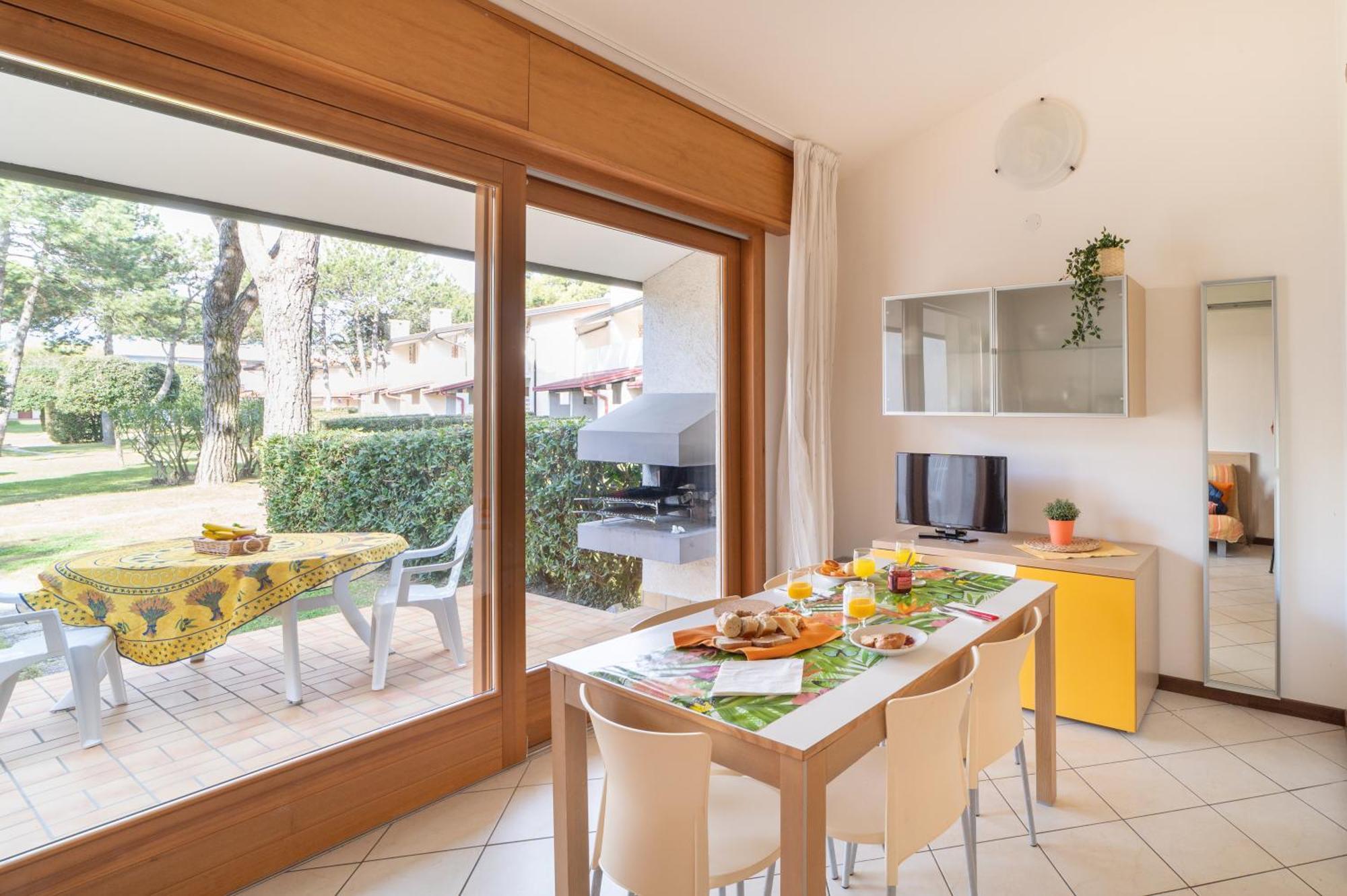 Villaggio Club Dei Pini บิบิโอเน ภายนอก รูปภาพ